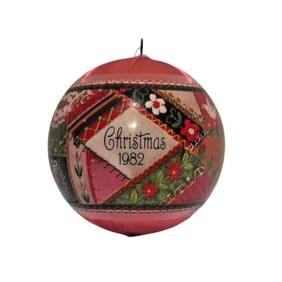 Hallmark Keepsake Ornament Vtg  1982 "A Grandmother Is Love” Unbreakable Satin - Picture 2 of 12